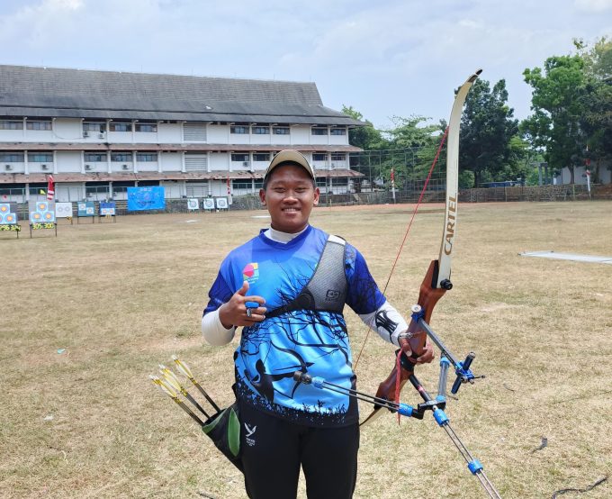 Farrel Indrastata Al Afghani Siap Berlaga di PON XXI Bersama dengan Tim Panahan Jawa Tengah