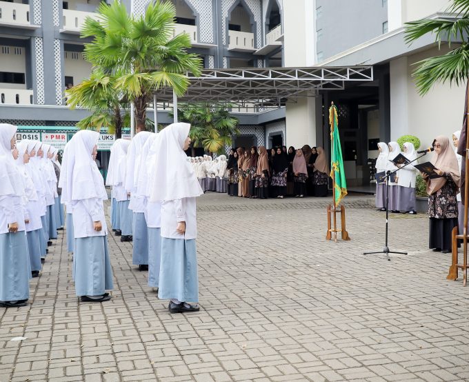 Pelantikan OSIS dan Upacara Hari Kesaktian Pancasila: Semangat Pancasila di Tangan Generasi Muda